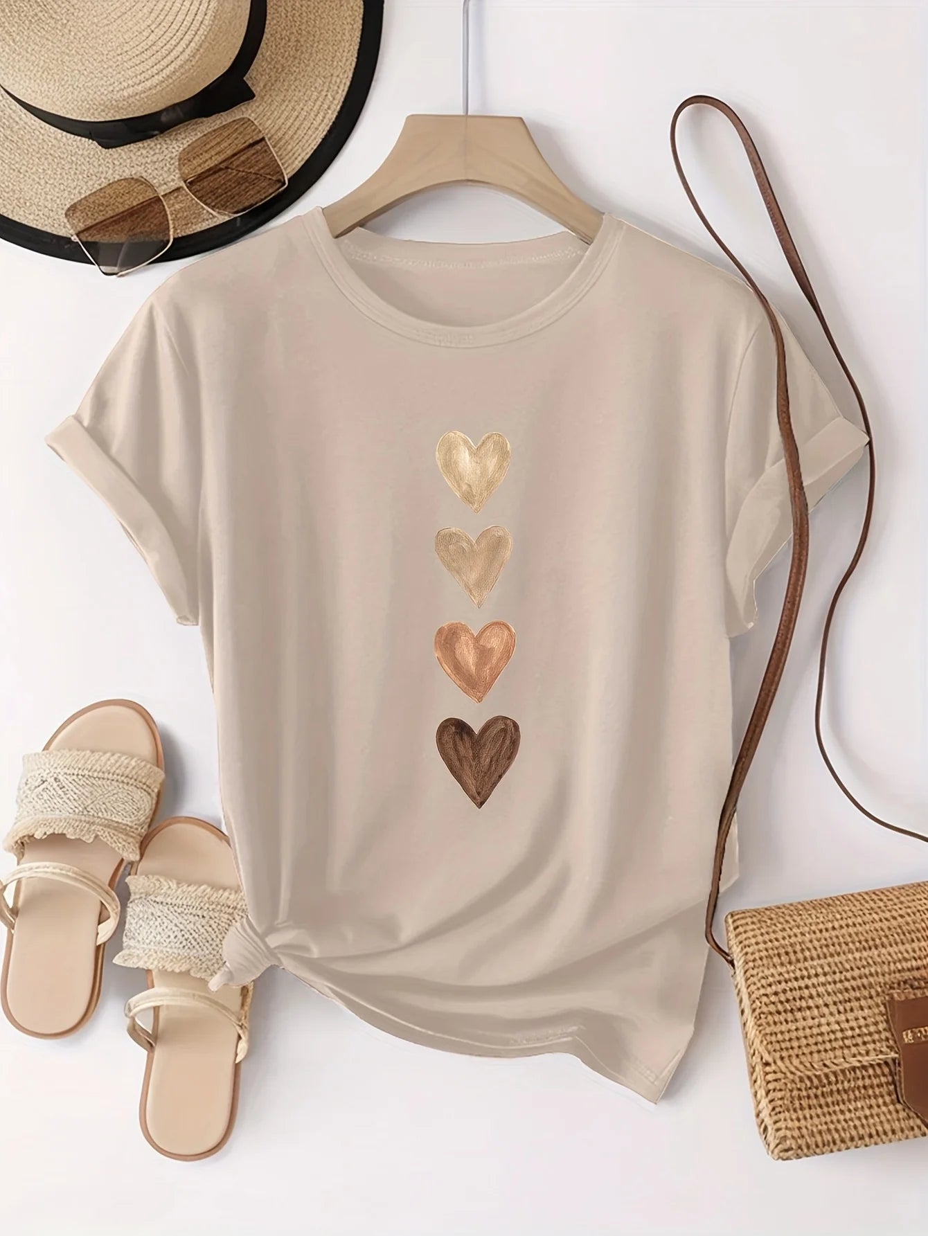 CN Fujian Women's Casual Short Sleeve T Shirt Round Neck With Four Heart Graphic Print Polyester