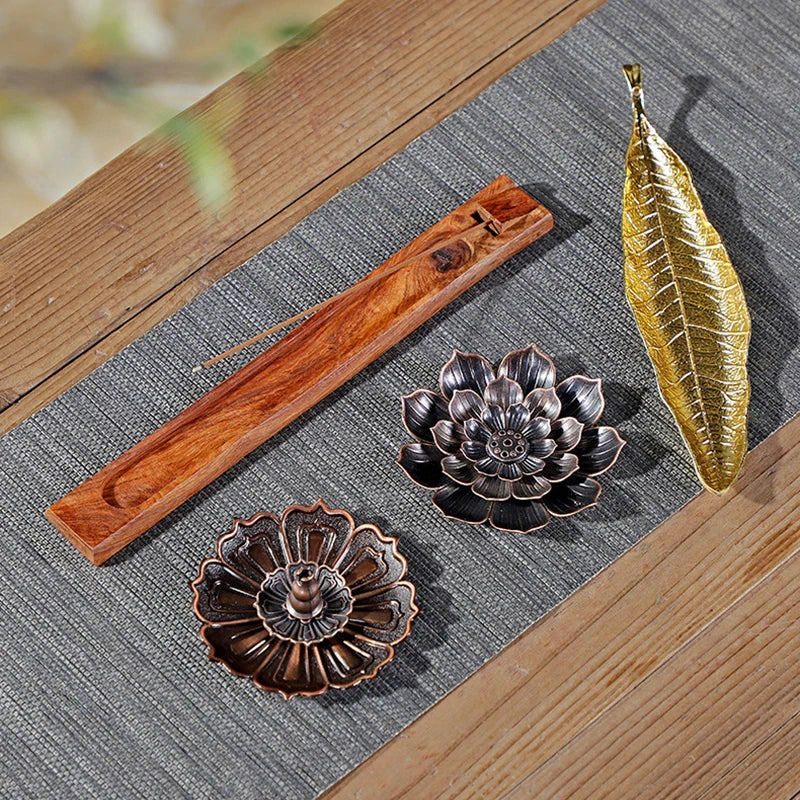 Hign Concerned Lotus Flower Pear Wood Incense Burner